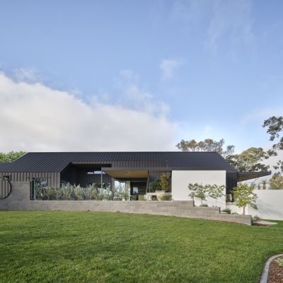 The modern barn house perfected: Tour this impressive award-winning home in Deakin