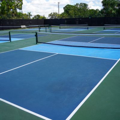 Pickleball feud rages in exclusive gated community