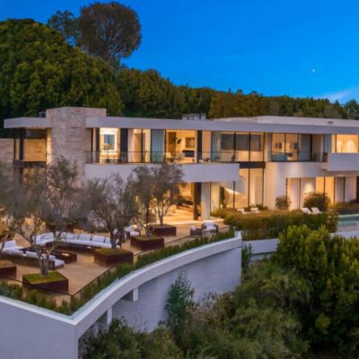 Health food moguls behind cult smoothies sell mansion for $44 million