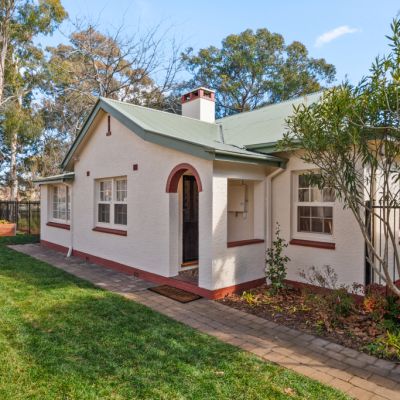 Searching for the perfect blend of past and present? Explore this beautifully restored c.1937 Canberra home