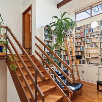 Canberra auctions: Mid-century gem leads busy auction weekend