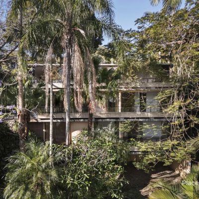 'It’s unlivable and that’s exactly why people want it': Robin Gibson masterpiece has buyers flocking