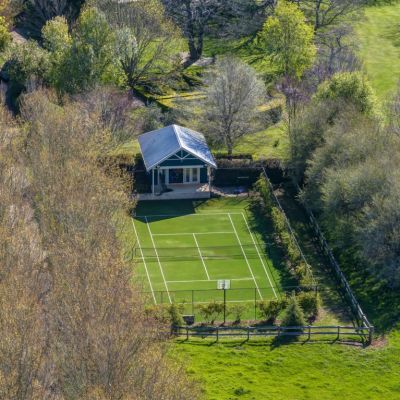 This $10 million estate will make tennis pros green with envy