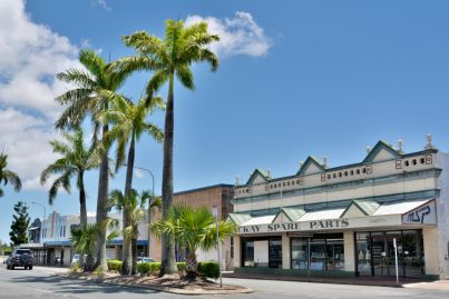 Queensland's regional towns emerge as top house price performers for 2018