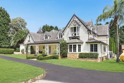 Grand 1830s estate poised to break suburb price record