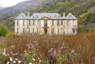 Somewhere Else: The Australian couple restoring an 18th century French chateau