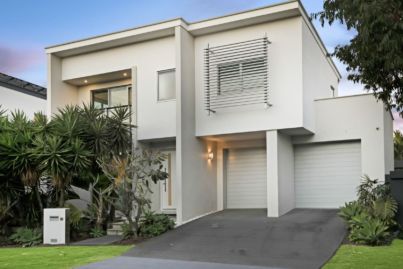 Bulimba house sells for $1.475 million after just one bid