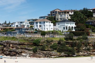 'The perfect time to upgrade': Falling prices in Sydney's affluent areas opens window of opportunity