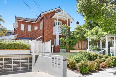 Two-bedroom Drummoyne townhouse soars to $1,335,000 at auction
