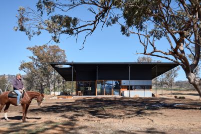 Now this is Australian: The self-sustaining house built in the image of an Akubra