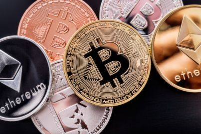 Despite "extreme volatility", a Townsville shop remains for sale for seven Bitcoin