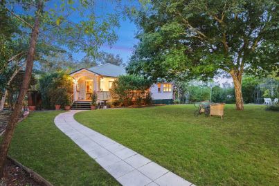 Sprawling Indooroopilly home smashes auction reserve