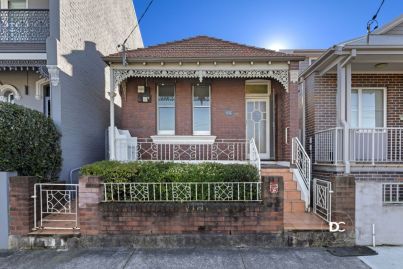 What lockdown? Lilyfield home soars $375,000 above reserve in online auction