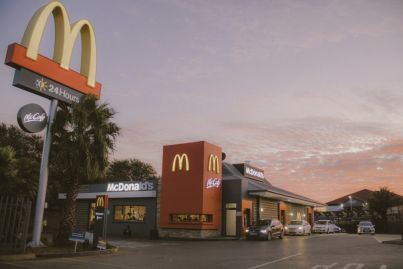 Fast-food franchises lure risk-averse investors