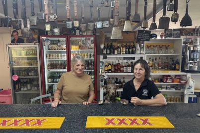 These two women own an entire Queensland town. They're selling it for $400,000