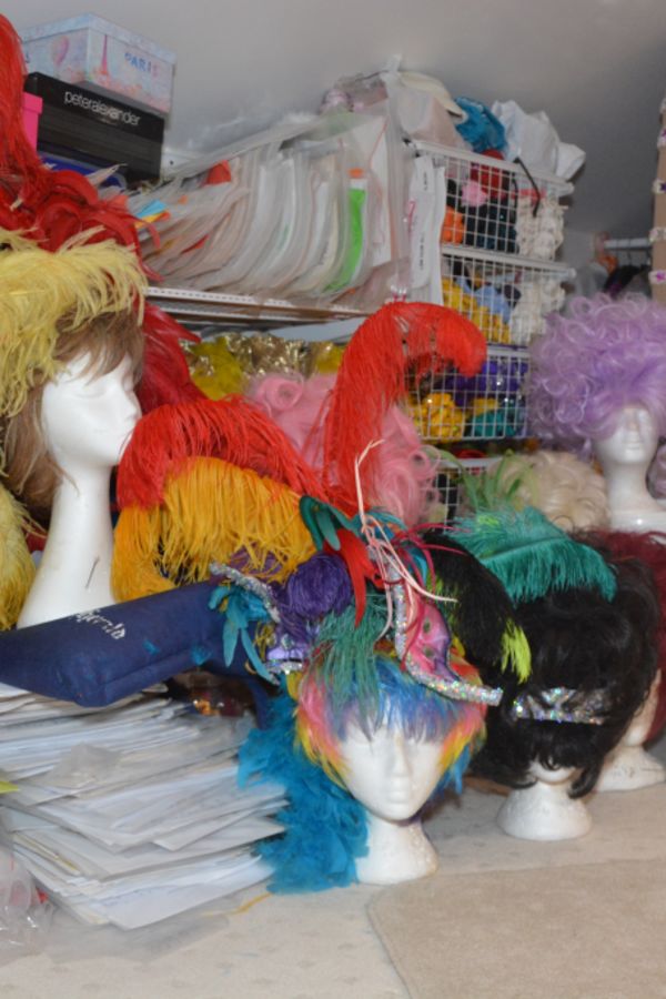 Costume best sale wigs tamworth