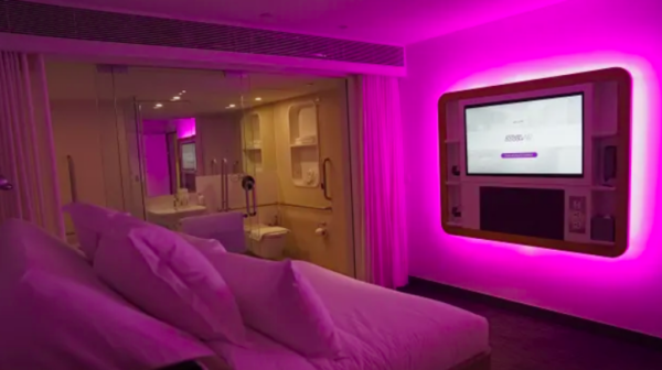 Yotel to offer robot maids, reception-free check-ins