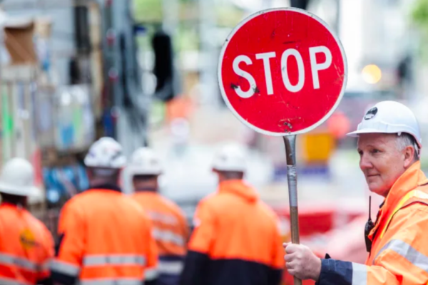Building site shutdowns would spark a $2 billion monthly stoush