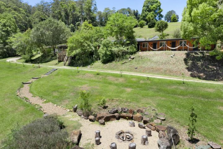 Pete Evans relists Byron hinterland wellness retreat after second sale fails to settle