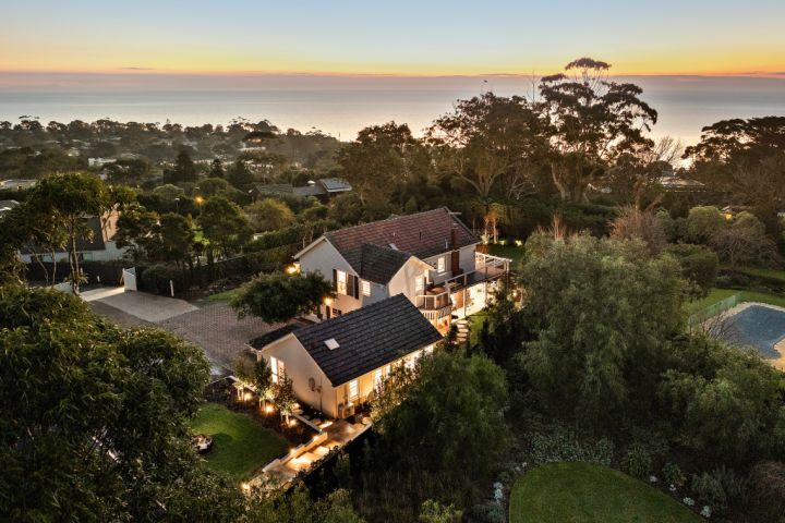 One of Mount Eliza's oldest homes, Sunningdale, listed for $4m-$4.4m