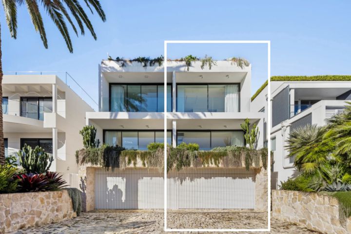 Accused fortune teller's $13.75m Sydney mansion hits market