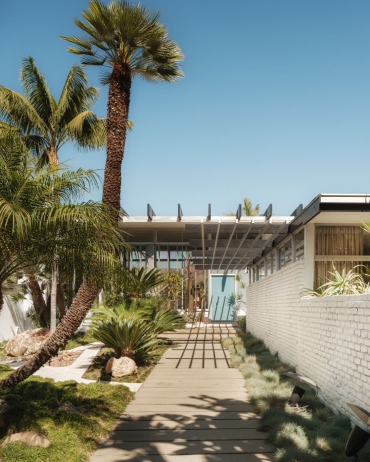 Oscar Niemeyer Santa Monica home for sale for $20 million