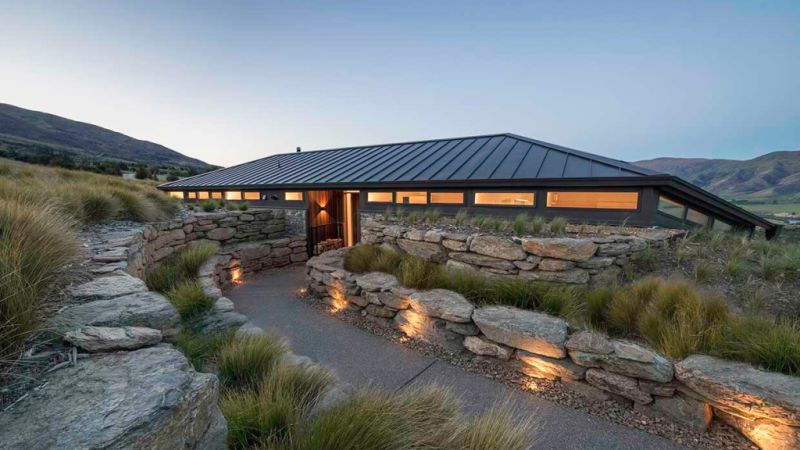 New Zealand's Hawk House: Almost buried in the earth, but architectural ...