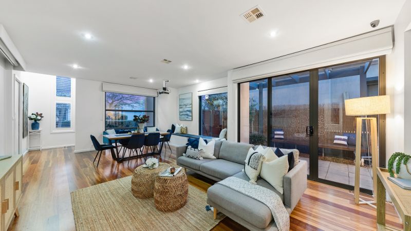 Top 10 homes in Canberra and Queanbeyan featuring a home theatre