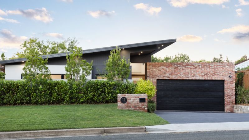 Canberra shakes off the winter chill as buyers turn up the heat