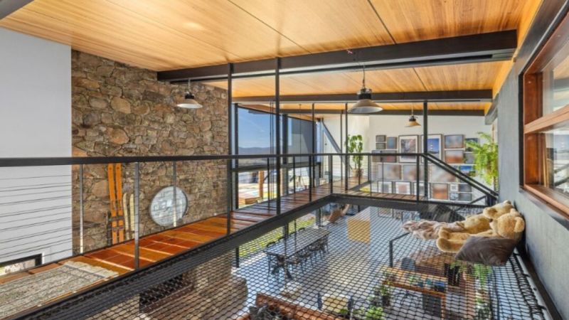 Show-stopping inclusions at $3 million Jindabyne home