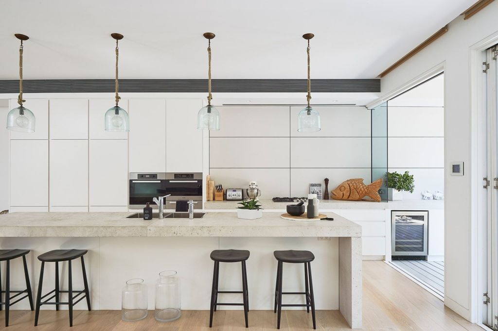 Perhaps you're renovating your kitchen and you've saved some dollars by ordering your own bench top. It's better to have an expert pick the size.