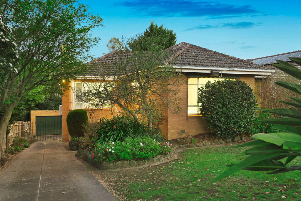The deceased estate at Balwyn North passed in with no genuine bids. Photo: undefined