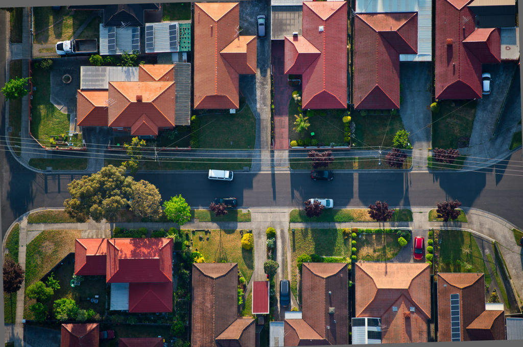 Don't be a bad-mannered neighbour. Photo: iStock Photo: undefined