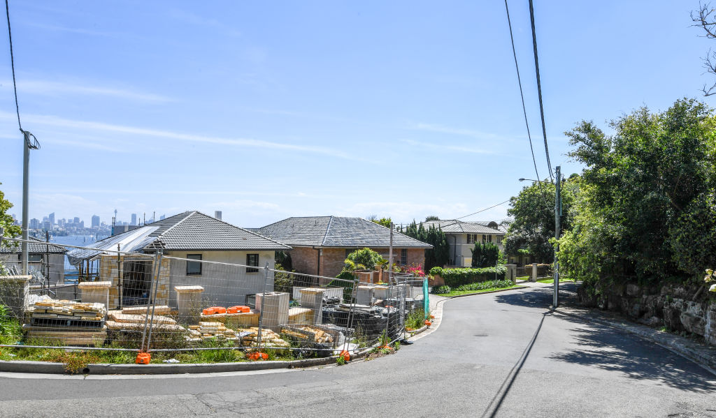 Michael Ibrahim's house on Carrara Road, Vaucluse, sold for about $31 million despite being half renovated at the time. Photo: Peter Rae Photo: Peter Rae