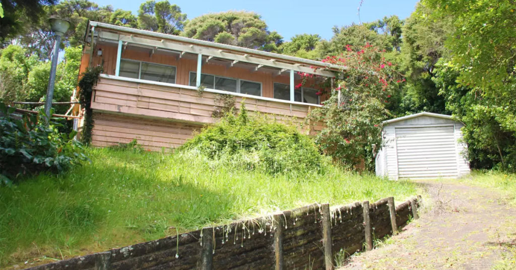 Abandoned New Zealand home for sale too dangerous to enter