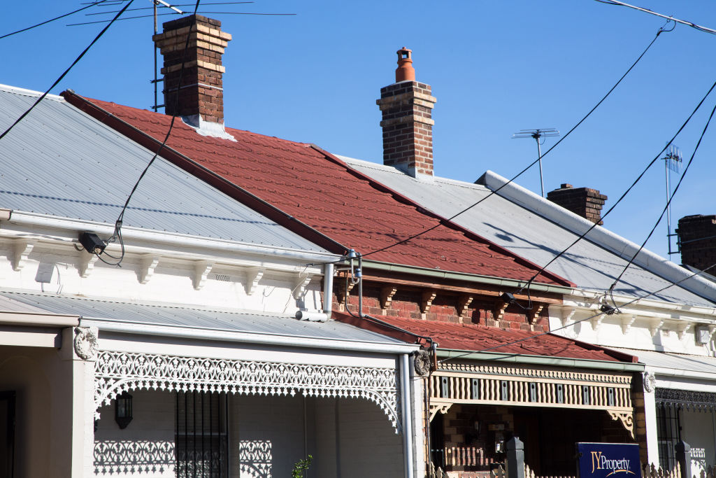 Property prices in Melbourne fell 0.9 per cent over the quarter. Photo: Eliana Schoulal