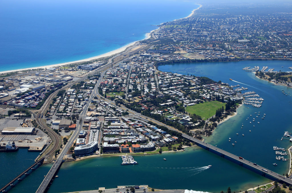 The median price for units in Fremantle is $435,000.