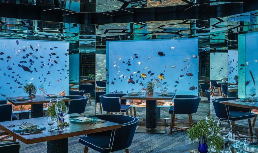 The Sea restaurant in the resort. Photo: Instagram/@anantarakihavah