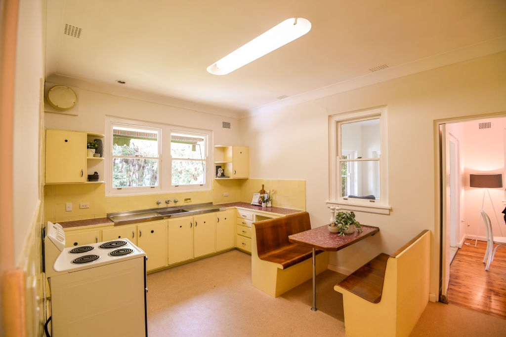 The property last sold for £1950. Photo: Peter Rae Photo: Peter Rae