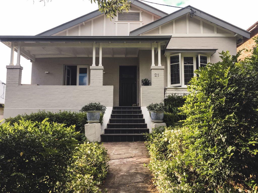 Materials like brick tend to take a long time to heat up and can store a lot of heat. Photo: iStock