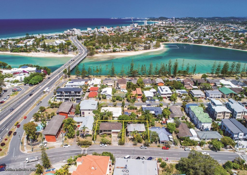 6 and 8 Ikinna Road, Burleigh Heads, were both sold to the same buyer, who is going to redevelop the site. Photo: Ray White Prestige Gold Coast