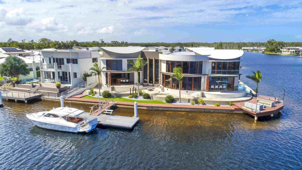 6 Rainbow Lane, Pelican Waters. Photo: Cloud Nine Real Estate