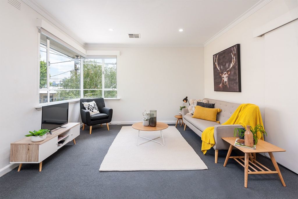 There were no takers for a spacious two-bedroom, 1950s-style unit at 5/228 Nicholson Street, Abbotsford.