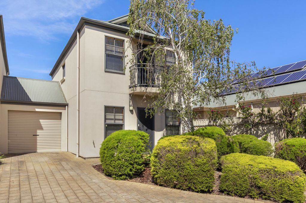 9/4 Cowell Place, Mile End. Photo: Harris Real Estate