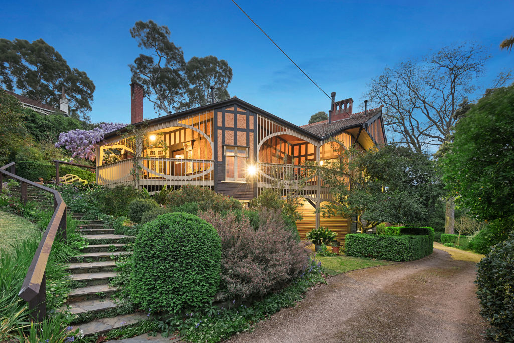 Exceptional Eaglemont property Chadwick House for sale after 30year