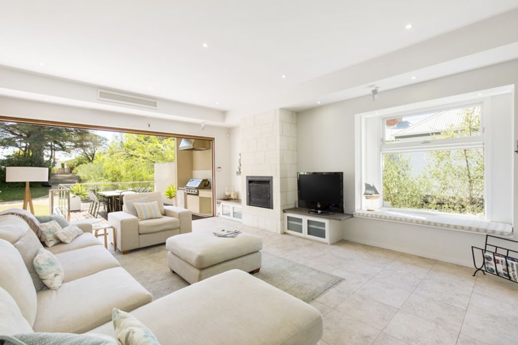 Inside Ricky and Rianna Ponting's Portsea home. Photo: Peninsula Sotheby’s International Realty