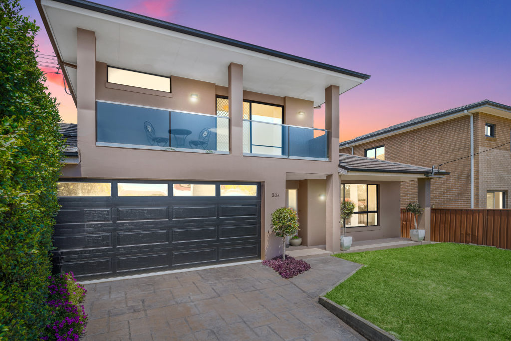 The four-bedroom duplex sold by Labor MP Matt Thistlethwaite for $1.6 million.