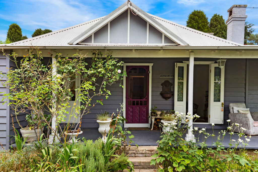 27 Gordon Road, Bowral NSW. Photo: