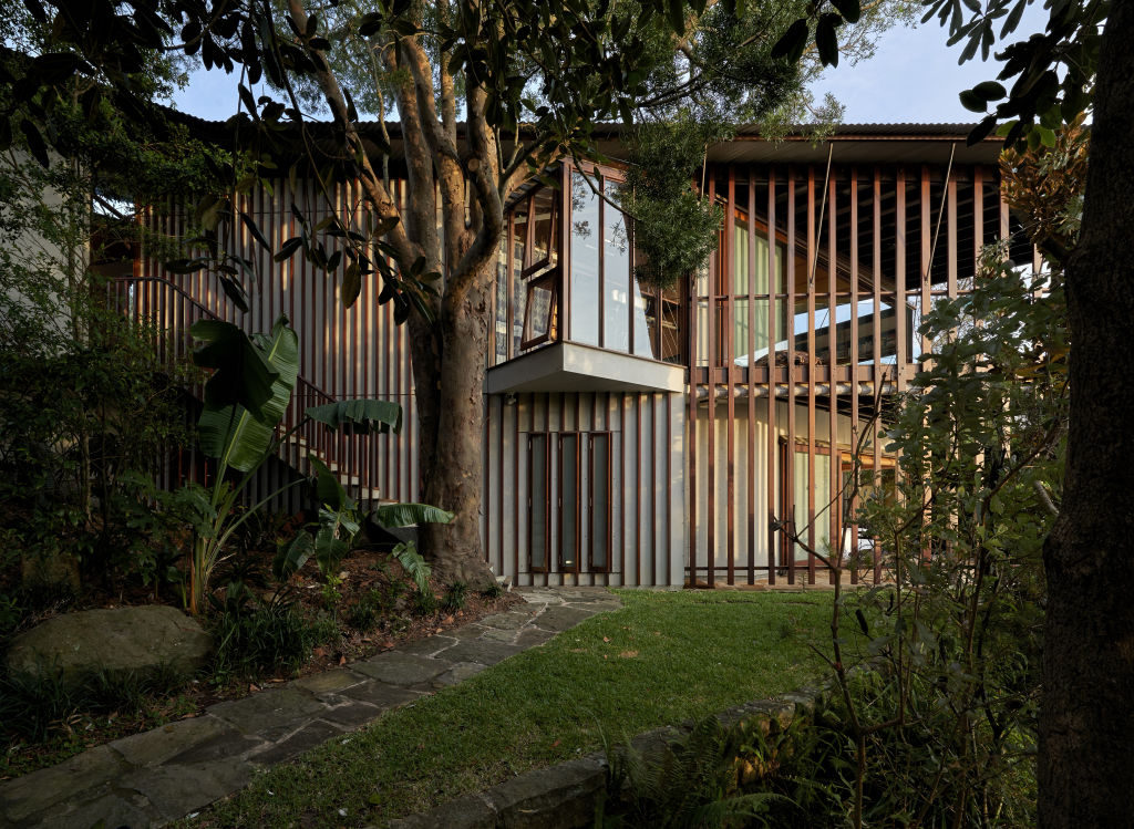 Timber materials keep the home in tune with the elements. Photo: Michael Nicholson Photography
