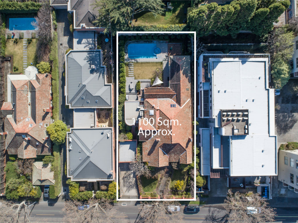 763 Malvern Road, Toorak. Photo: RT Edgar